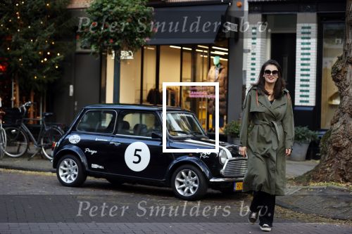 Amsterdam 1 november 2021
Camplin jas  en mini cooper op de cornelis schuytstraat
