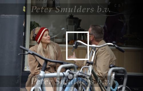 Amsterdam 26 oktober 2021
Chantal janzen met een kennis bij koffiehuisje in Amsterdam zuid