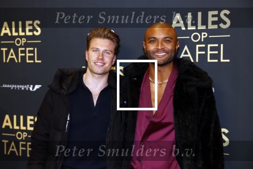 Amsterdam 1 november 2021
Premiere alles op tafel in het deLamar theater.
Denzel von Deira