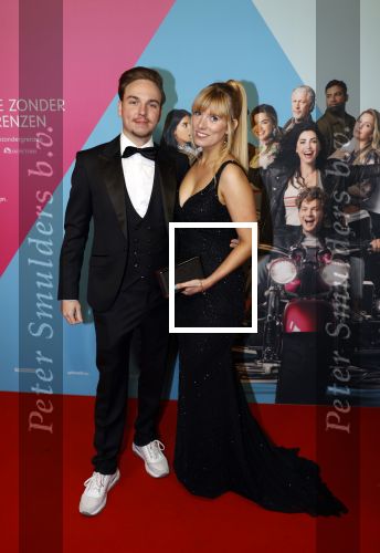Amsterdam 11 oktober 2021
Premiere liefde zonder grenzen in Tuschinski.
Dylan Haegens met partner Marit Brugman