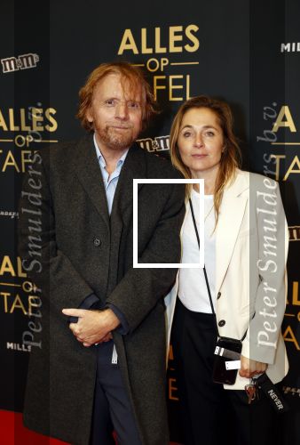Amsterdam 1 november 2021
Premiere alles op tafel in het deLamar theater.
Eddy Terstal