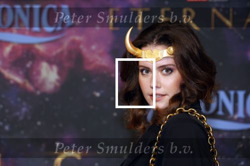 Amsterdam 2 november 2021
Premiere Eternal van Marvel in Pathe Noord.
Emma Deckers kwam met een vriendin