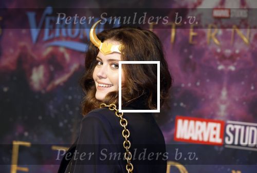 Amsterdam 2 november 2021
Premiere Eternal van Marvel in Pathe Noord.
Emma Deckers kwam met een vriendin