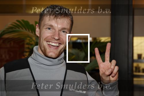 Hilversum 20 oktober 2021
Boek presentatie Irma Knol met haar zoons Milan Knol Enzo Knol en Sjen Knol