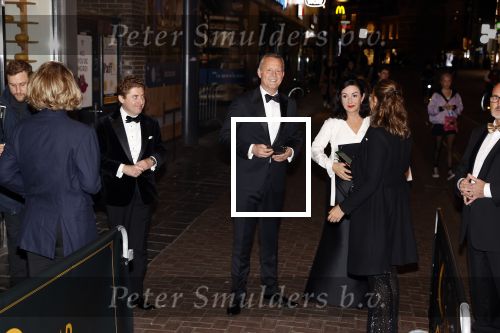 Amsterdam 28 oktober 2021
Feest ivm 100 jarig bestaan van Tuschinski.
Femke Halsema en de commisaris van de koning uit Noord Holland Arthur van Dijk