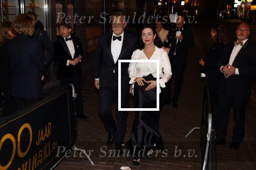 Amsterdam 28 oktober 2021
Feest ivm 100 jarig bestaan van Tuschinski.
Femke Halsema en de commisaris van de koning uit Noord Holland Arthur van Dijk