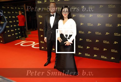Amsterdam 28 oktober 2021
Feest ivm 100 jarig bestaan van Tuschinski.
Femke Halsema en de commisaris van de koning uit Noord Holland Arthur van Dijk