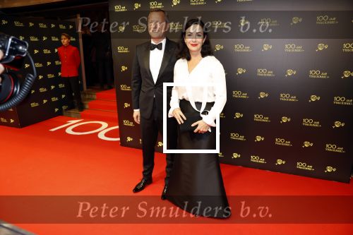Amsterdam 28 oktober 2021
Feest ivm 100 jarig bestaan van Tuschinski.
Femke Halsema en de commisaris van de koning uit Noord Holland Arthur van Dijk