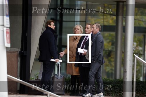 Den Haag 8 november 2021
Rechtszaak Frank en Rogier in de rechtbank van Den Haag .
Frank Jansen en Rogier Smit met hun beider advocaten