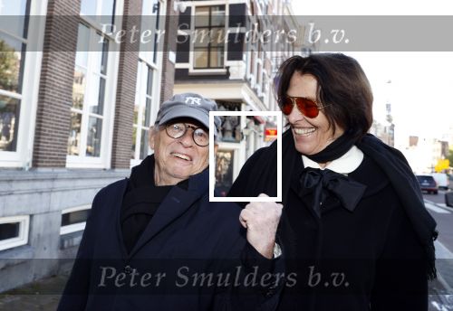 Amsterdam 24 oktober 2021
Willeke Alberti krijgt de blijvend applaus prijs in de kleine  Komedie. Zoon Johnny de Mol is ook aanwezig. Frans Weisz met zijn vrouw