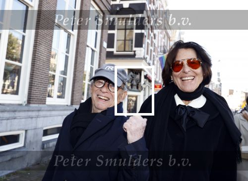 Amsterdam 24 oktober 2021
Willeke Alberti krijgt de blijvend applaus prijs in de kleine  Komedie. Zoon Johnny de Mol is ook aanwezig. Frans Weisz met zijn vrouw