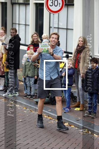 Amsterdam 6 november 2021
Freek Vonk bij zijn pop up store voor zijn nieuwe boek