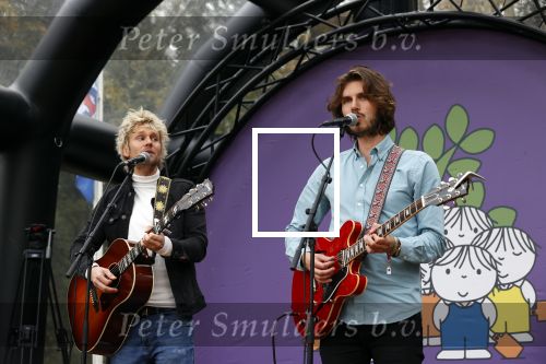 Alphen aan de Rijn 10 november 2021
Nationale Boomfeestdag met oa Sterre Koning en band Friday .