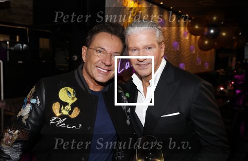 Amsterdam 15 november 2021
Boekpresentatie van Dries Roelvink bij restaurant La Brochette. Gerard Joling