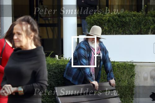 Amsterdam 5 november 2021
Slaan van Munt Herman Brood ivm 75e verjaardag. Zijn vrouw Xandra en dochters Holly Lola en Brenda  zijn natuurlijk aanwezig. henk Schiffmacher kwam met zijn vrouw Louise