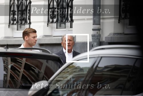 Amsterdam Scheveningen 31 oktober 2021
Henk de Vries is de nieuwe vriend van Connie Witteman . Ze reden met 2 auto\'s vanaf haar huis in Amsterdam naar Restaurant By simonis in Scheveningen