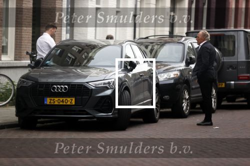 Amsterdam Scheveningen 31 oktober 2021
Henk de Vries is de nieuwe vriend van Connie Witteman . Ze reden met 2 auto\'s vanaf haar huis in Amsterdam naar Restaurant By simonis in Scheveningen