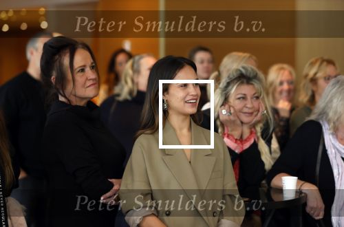 Amsterdam 5 november 2021
Slaan van Munt Herman Brood ivm 75e verjaardag. Zijn vrouw Xandra en dochters Holly Lola en Brenda  zijn natuurlijk aanwezig.
