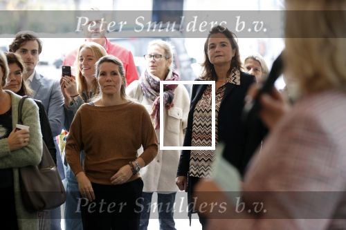Bussum 4 november 2021
Irene Moors opent het nieuwe pand van stichting Pruijck. initiatiefnemers zijn Inge v Gulden Jose v Kippersluis en Peter Meijer
