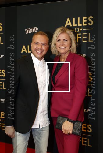 Amsterdam 1 november 2021
Premiere alles op tafel in het deLamar theater. Irene Moors en Jamai
