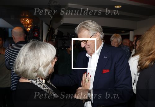 Amsterdam 24 oktober 2021
Willeke Alberti krijgt de blijvend applaus prijs in de kleine  Komedie. Zoon Johnny de Mol is ook aanwezig. Jeroen Krabbe