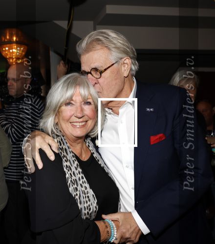 Amsterdam 24 oktober 2021
Willeke Alberti krijgt de blijvend applaus prijs in de kleine  Komedie. Zoon Johnny de Mol is ook aanwezig. Jeroen Krabbe