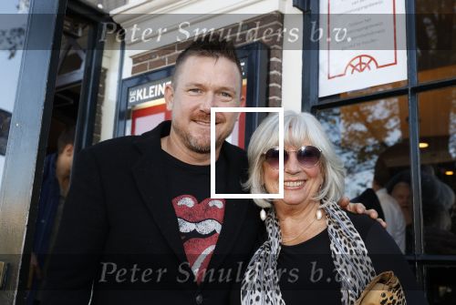 Amsterdam 24 oktober 2021
Willeke Alberti krijgt de blijvend applaus prijs in de kleine  Komedie. Zoon Johnny de Mol is ook aanwezig.