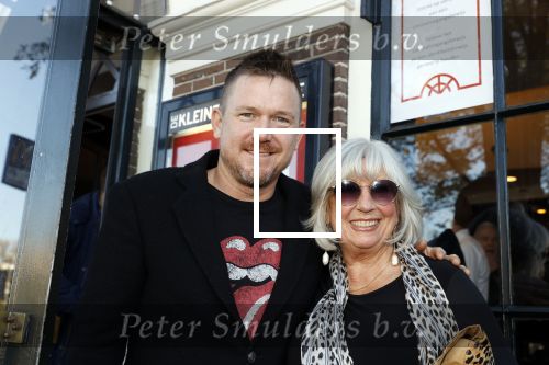 Amsterdam 24 oktober 2021
Willeke Alberti krijgt de blijvend applaus prijs in de kleine  Komedie. Zoon Johnny de Mol is ook aanwezig.