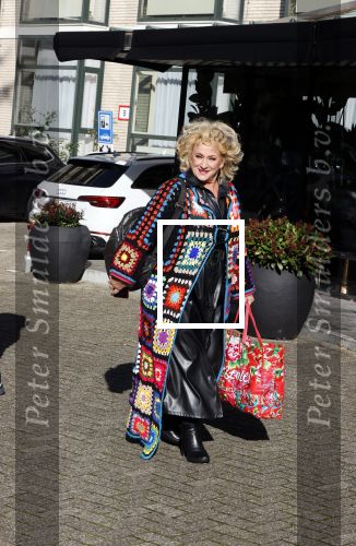 Amsterdam 1 november 2021
Lunch en uitreiking stong woman award in apollo hotel. Karin Bloemen
