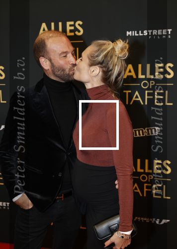 Amsterdam 1 november 2021
Premiere alles op tafel in het deLamar theater.
Kimberley Klaver zwanger met partner Michel v d Bergh