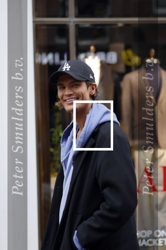 Amsterdam 27 oktober 2021
Koen Kardashian bellend op de pc hooftstraat
