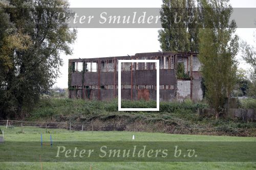 Weesp 26 oktober 2021
Dit complex staat al jaren te koop maar er gebeurt helemaal niks . Wat is het probleem?