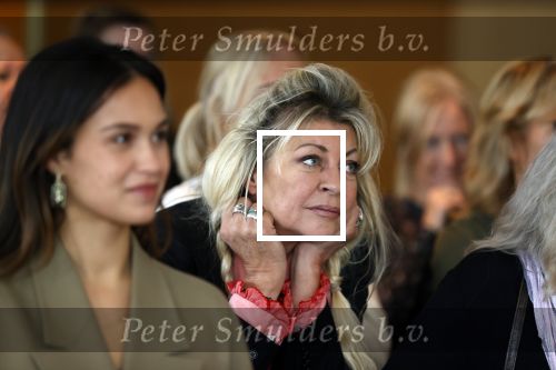 Amsterdam 5 november 2021
Slaan van Munt Herman Brood ivm 75e verjaardag. Zijn vrouw Xandra en dochters Holly Lola en Brenda  zijn natuurlijk aanwezig. Manuela Kemp