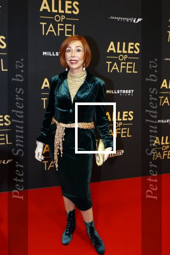 Amsterdam 1 november 2021
Premiere alles op tafel in het deLamar theater.
Marijke Helwegen