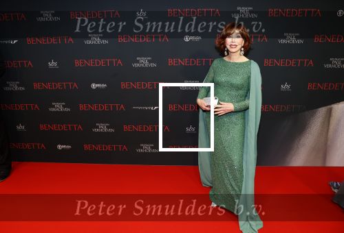 Amsterdam 12 oktober 2021
Premiere Benedetta  in Tuschinski. paul Verhoeven is de regisseur. Marijke Helwegen