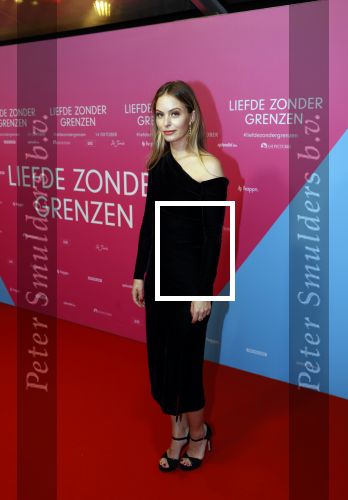 Amsterdam 11 oktober 2021
Premiere liefde zonder grenzen in Tuschinski.
Melissa Drost met vriend