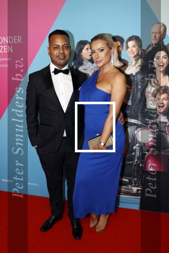 Amsterdam 11 oktober 2021
Premiere Liefde zonder grenzenin Tuschinski 
Dj Michael Mendoza met vriendin Ilona
