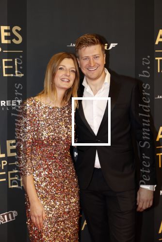 Amsterdam 1 november 2021
Premiere alles op tafel in het deLamar theater.
Familie Meiland Martien Meiland Erica meiland Maxime Meiland met partner Leroy en Montana Meiland met partner Dirk