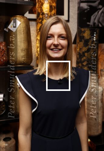 Noordwijk 28 oktober 2021
Boekrpresentatie van Erica Meiland in de winkel van Montana. Aanwezig Martien Meiland Maxime Meiland met claire en Vive. Ook Montana en haar vriend Dirk Hoogstraten zijn er natuurlijk. Erica geeft het boek dat geschreven is door Jan Dijkgraaf aan haar 92 jarige moeder. Montana en Dirk