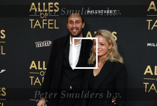 Amsterdam 1 november 2021
Premiere alles op tafel in het deLamar theater.