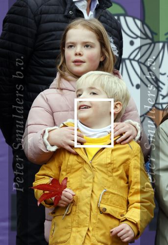 Alphen aan de Rijn 10 november 2021
Prinses Irene opent de Nationale Boomfeestdag. Samen met haar zoon prins Carlos, haar dochter prinses Margarita, schoondochter Viktoria en kleinkinderen plantte ze een Levensboom (een populier) in haar eigen Prinses IreneBos. Sterre Koning trad op .