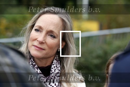 Alphen aan de Rijn 10 november 2021
Prinses Irene opent de Nationale Boomfeestdag. Samen met haar zoon prins Carlos, haar dochter prinses Margarita, schoondochter Viktoria en kleinkinderen plantte ze een Levensboom (een populier) in haar eigen Prinses IreneBos. Sterre Koning trad op .