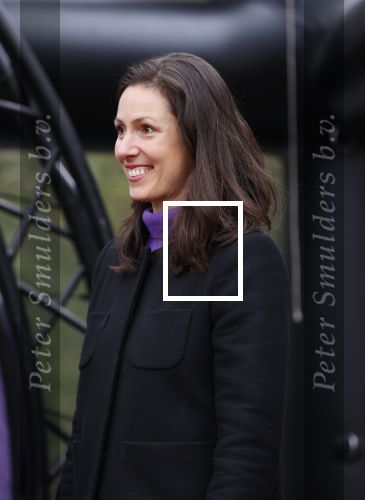 Alphen aan de Rijn 10 november 2021
Prinses Irene opent de Nationale Boomfeestdag. Samen met haar zoon prins Carlos, haar dochter prinses Margarita, schoondochter Viktoria en kleinkinderen plantte ze een Levensboom (een populier) in haar eigen Prinses IreneBos. Sterre Koning trad op .