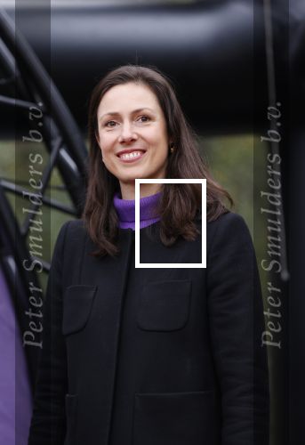 Alphen aan de Rijn 10 november 2021
Prinses Irene opent de Nationale Boomfeestdag. Samen met haar zoon prins Carlos, haar dochter prinses Margarita, schoondochter Viktoria en kleinkinderen plantte ze een Levensboom (een populier) in haar eigen Prinses IreneBos. Sterre Koning trad op .