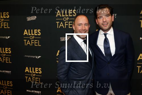 Amsterdam 1 november 2021
Premiere alles op tafel in het deLamar theater.
Ramon Mesman met een kennis