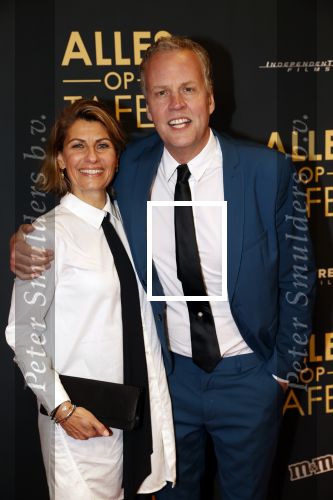 Amsterdam 1 november 2021
Premiere alles op tafel in het deLamar theater.
Remco Veldhuis en partner Ruudje Douwma