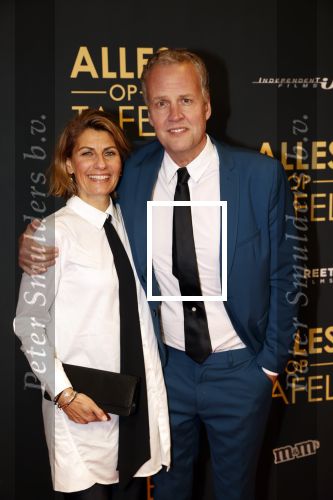 Amsterdam 1 november 2021
Premiere alles op tafel in het deLamar theater.
Remco Veldhuis en partner Ruudje Douwma