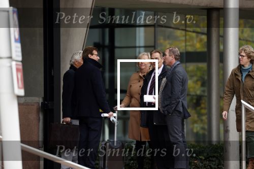 Den Haag 8 november 2021
Rechtszaak Frank en Rogier in de rechtbank van Den Haag .
Frank Jansen en Rogier Smit met hun beider advocaten