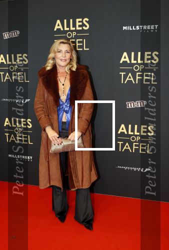 Amsterdam 1 november 2021
Premiere alles op tafel in het deLamar theater.
Saskia Noort en dochter Julia Schellekens