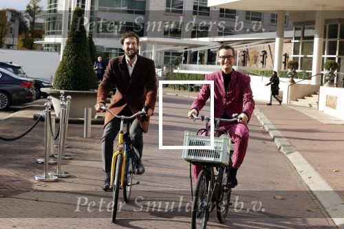 Amsterdam 5 november 2021
Splinter Chabot op de fiets in Amsterdam zuid